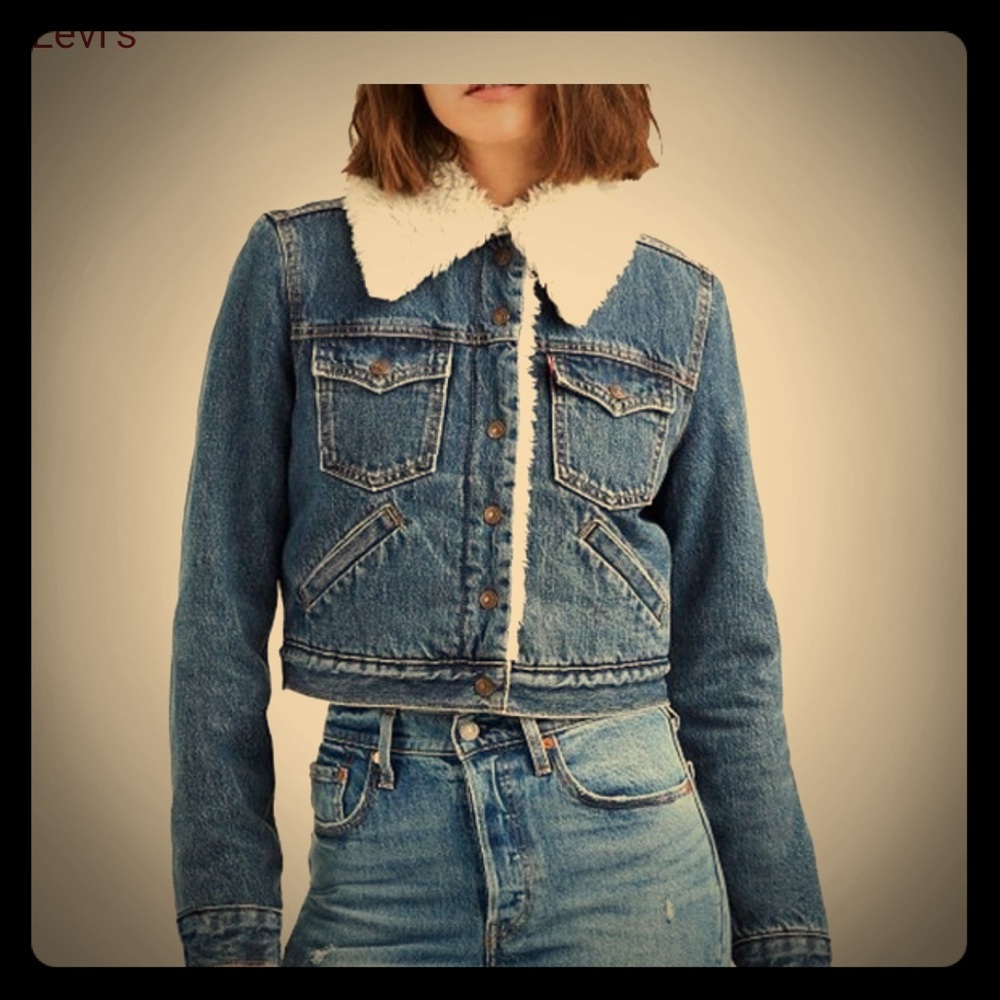Levi’s Sherpa cropped trucker jacket